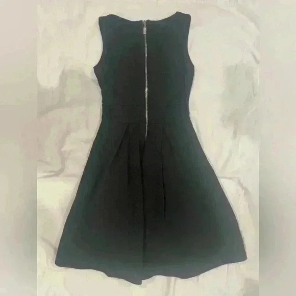 Jennifer Lopez Size 2 Black Dress - Picture 3 of 3